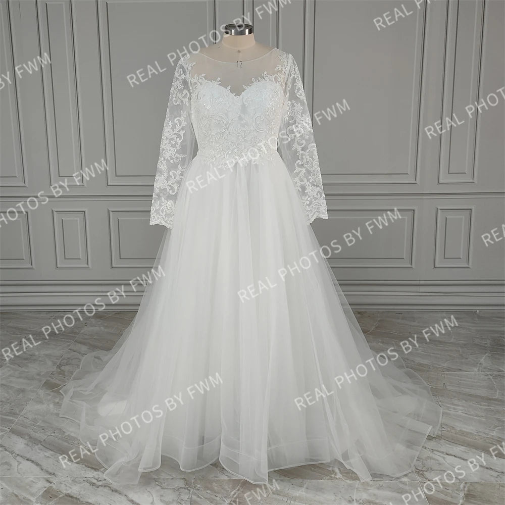 Real Photos Classic Sweep Train Long Sleeve A-Line Tulle Wedding Dress Boat Neck Applique Bridal Gown for Women