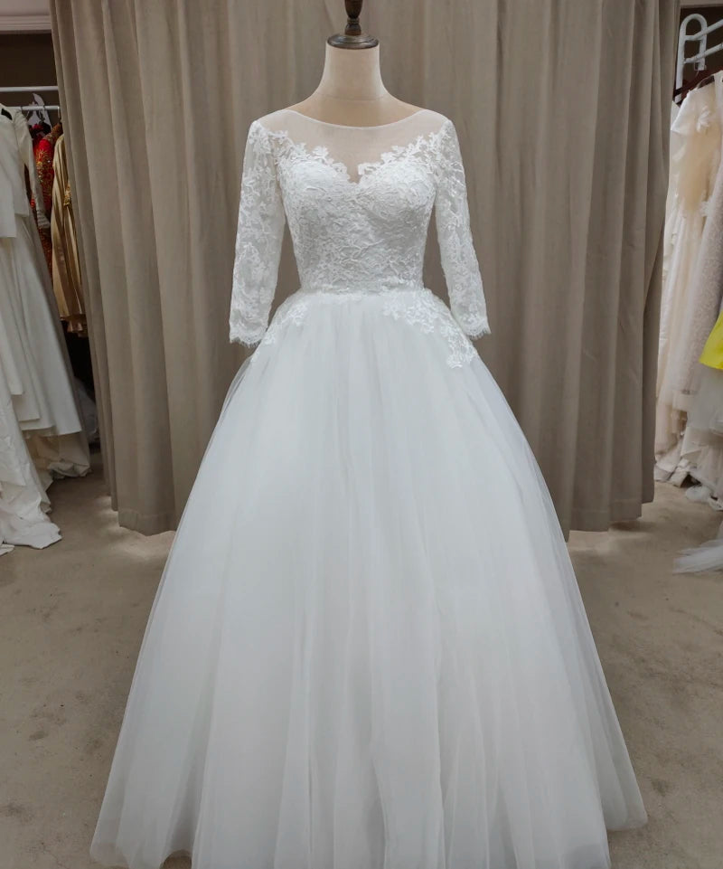 #3143 Real Photos  Special Design 3/4 Long  Sleeve Lace Ivory Lace-up O-Neck Floor Length Bridal Gown Wedding Dress