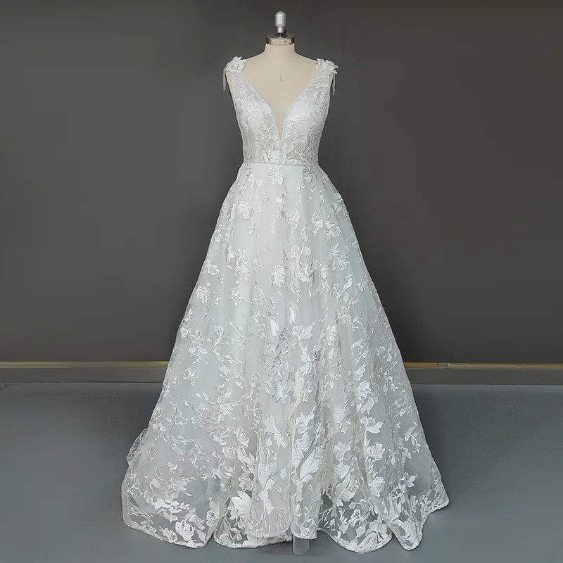 Real Photos Elegant Backless Sleeveless A-Line Tulle Lace Applique Wedding Dress Deep V-Neck Women Bridal Gown for Wedding