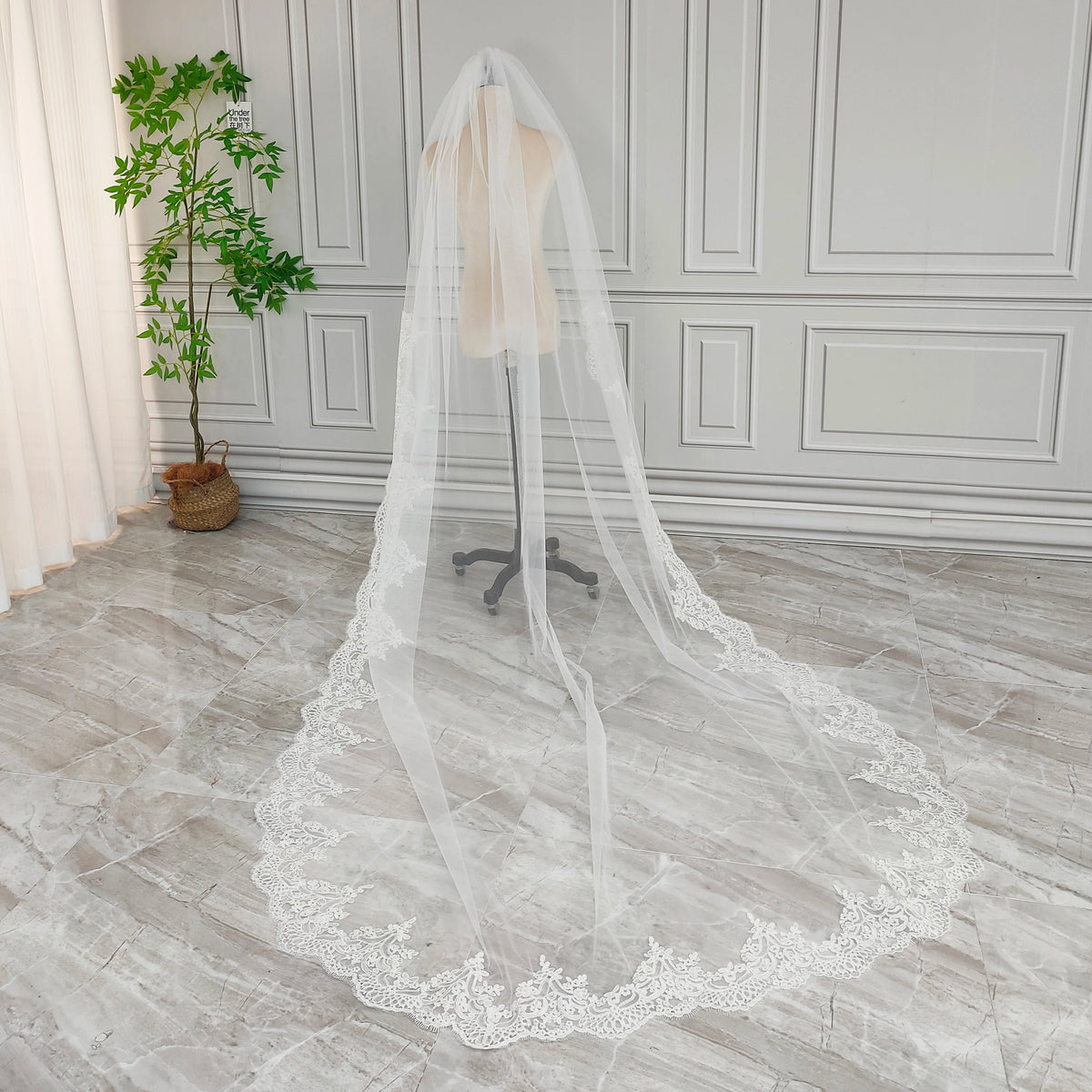 V412  Real Photos High Quality One Layer Appliques Lace Bridal Veil 200CM Wedding Veil Accessories for Wedding