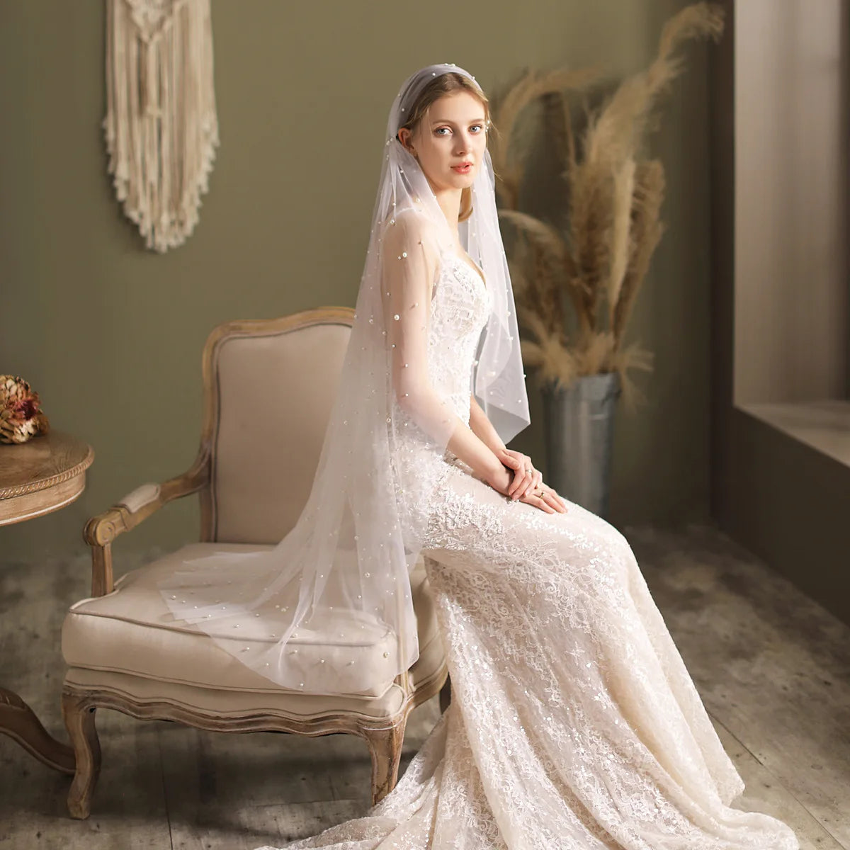V235 Vintage One Layer Lace With Beaded Pearls Simple Tulle Long Bridal Veil Fingertip Wedding Accessories