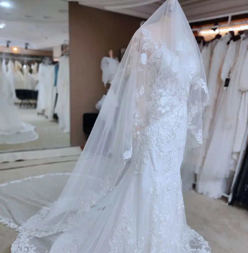 Pretty 3.5 Meter Length One Layer  Veil Lace Bridal Wedding Veil Real Photos  Lace Bridal Veil
