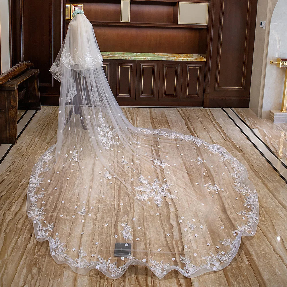 V301 New Arrivals Appliques Two Layer Lace Veil New Bride Wedding Dress Accessories 4 Meters Long Trailing Soft Veil