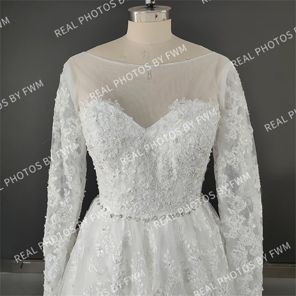 Real Photos Exuquisite Long Sleeve  Sweep Train A-line Appliques Lace Wedding Dress With Sequined Bridal Gown for Wedding Dress