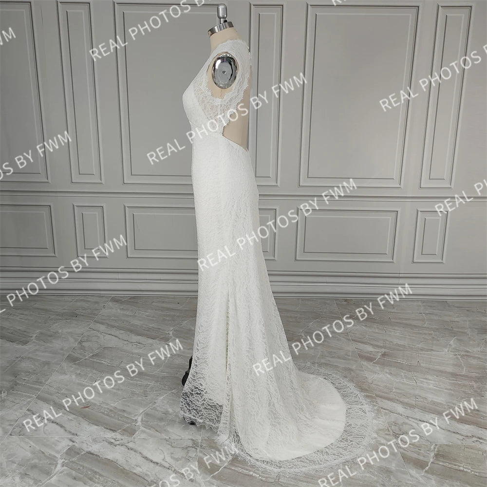 100% Real Photos Simple V-neck Sleeveless Lace Mermaid Wedding Dress Elegant Sweep Train Sleeveless Bridal Gown for Women