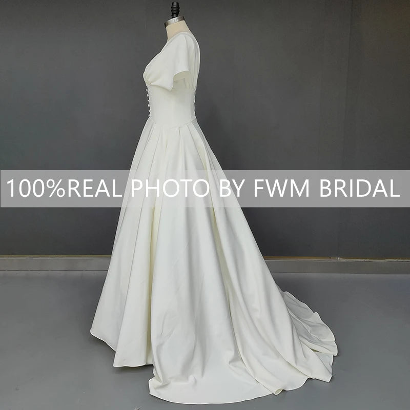 #3115 Real Photos Vintage French Style Soft Satin Wedding Bridal Dress Simple V Neck Short Sleeves Buttons Hepburn Bridal Gown