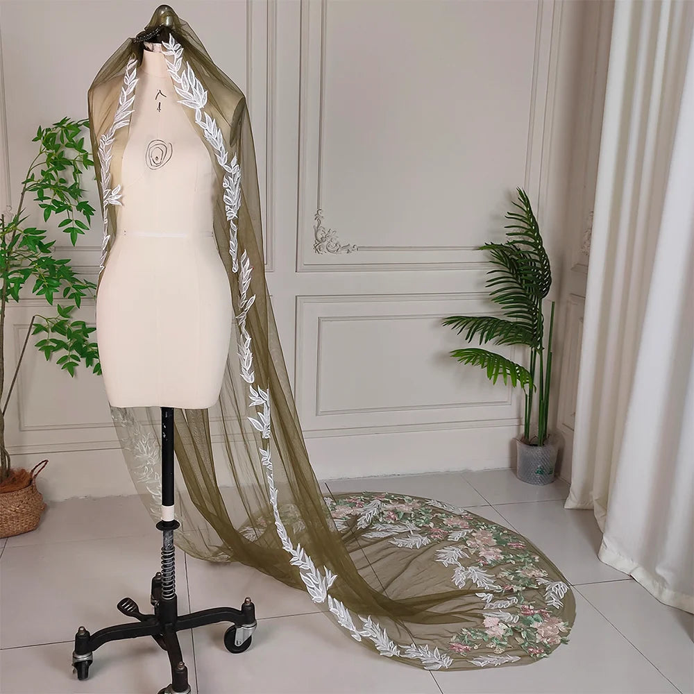 Real Photos Dark Green Embroidered Wedding Veil with Hand-stitched Lace Trim Suitable for Women to Wear at an Outdoor Wedding