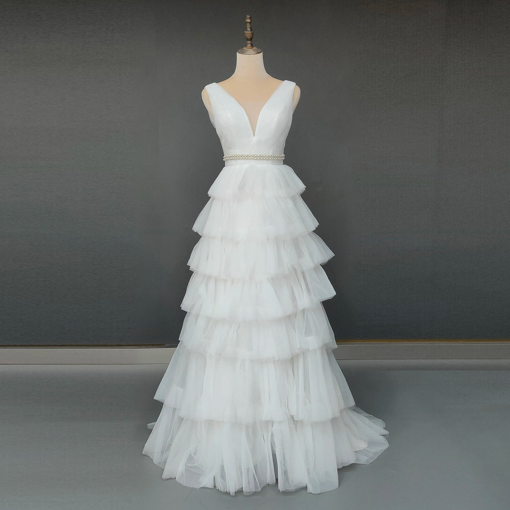 100% Real Photos Elegant V-Neck Sleeveless Tiered Tulle Ball Gown for Wedding Backless Ruffles A-line Wedding Dress for Women