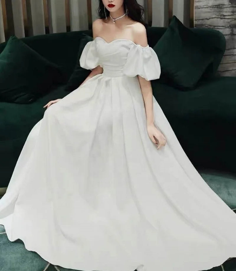 #3150  Real Photos Special Design Sweetheart Puff  Sleeve Lace-up Satin Soft Ivory Strapless Bridal Gown Wedding Dress