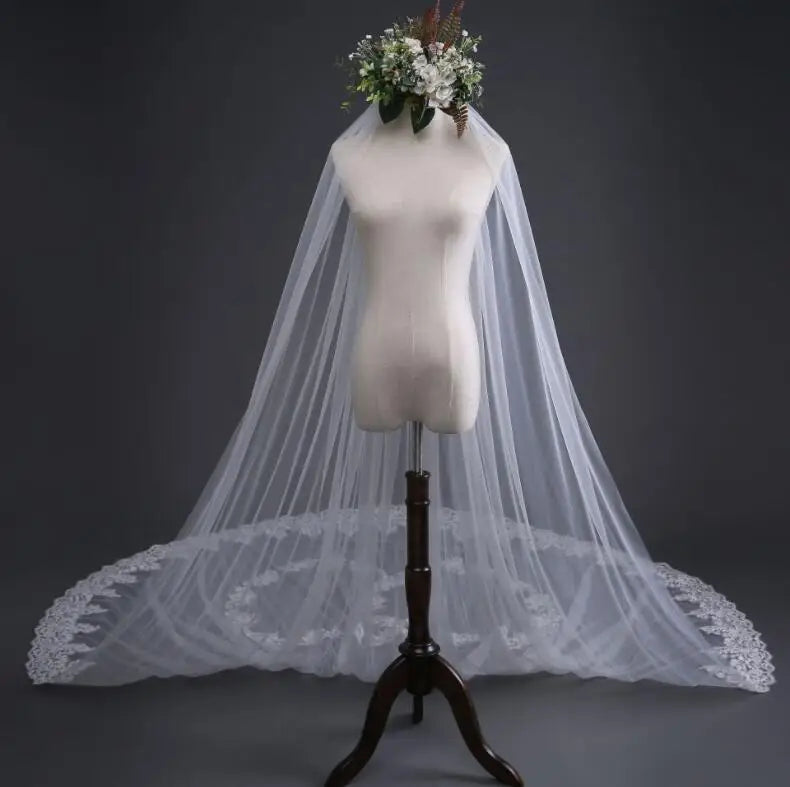 3 Meters Beige Tulle Lace Cathedral Wedding Veil Chapel With Comb Bridal Veil for Wedding Dress