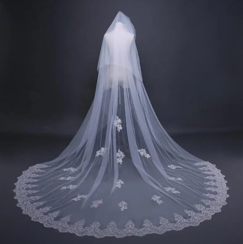 High-End and Elegant 3.8 Meter Long Lace Ivory Wedding Veil Bride Veil for Bride