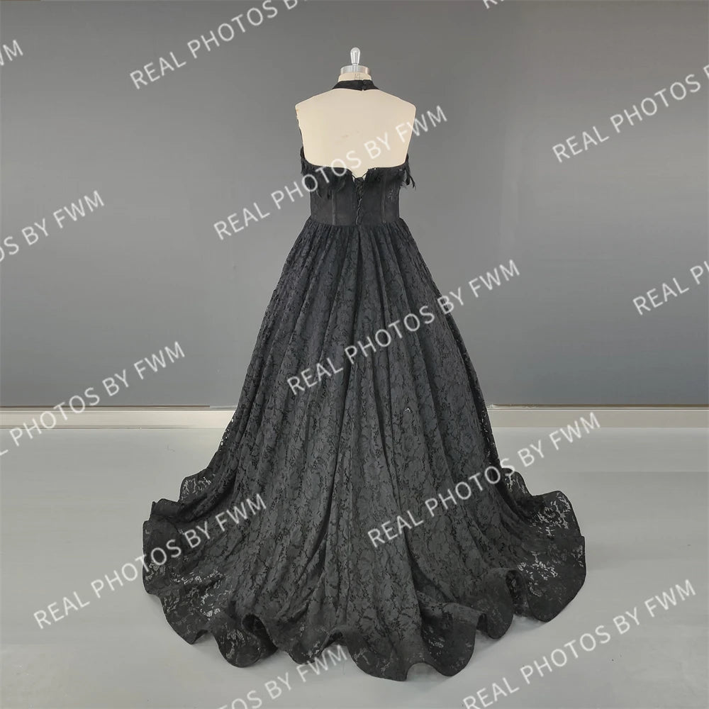 #15358 Real Photos High Quality Black Gothic A-line Feathers Lace Wedding Dress for Women Halter Neck Appliques Bridal Gowns