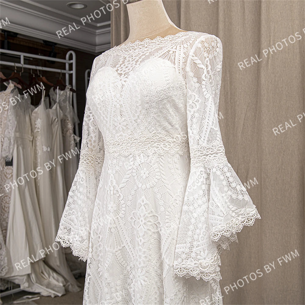 Real Photos Boho Outdoor Long Bell Sleeves Lace Wedding Dress for Plus Size Woman Backless Boat Neck Bride Gown for Wedding