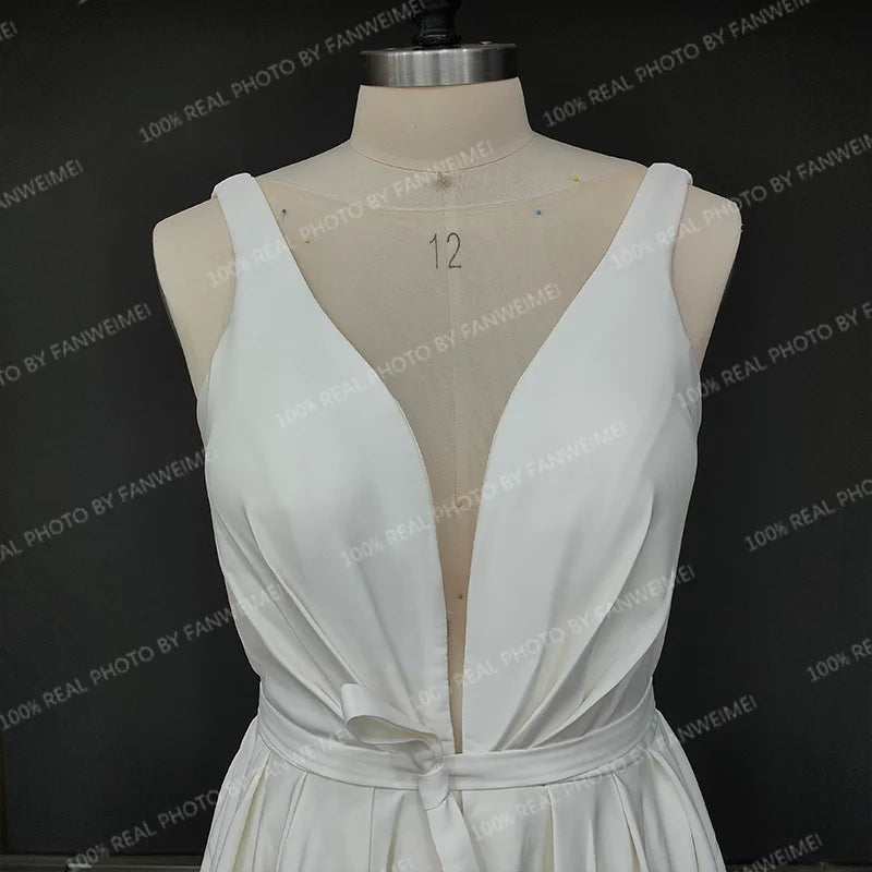 Real Photos Elegant Sleeveless V Neck Wedding Dress for Plus Size Women Simple Sweep Train Satin Bride Gown for Wedding