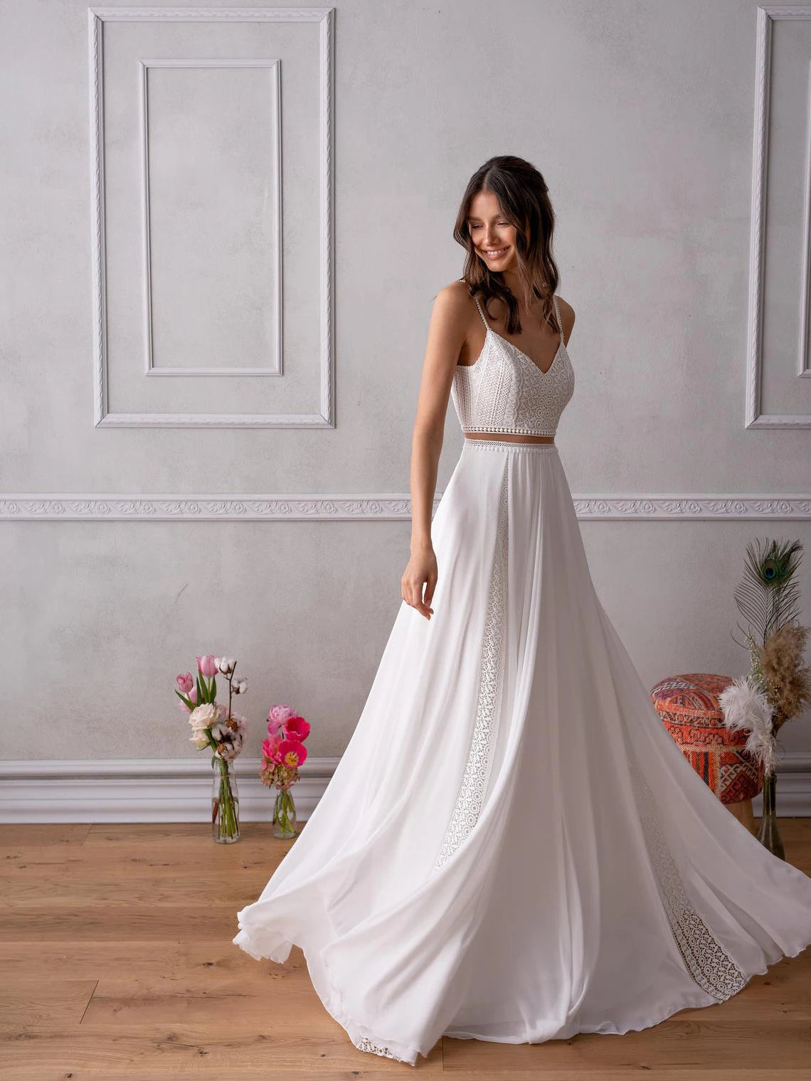 10436#Real Photos Spaghetti Straps Sleeveless Sexy V-Neck Open Back Chiffon Floor Length Wedding Dress Wedding Bridal Gown