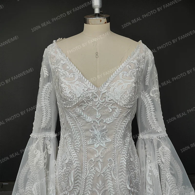 Real Photos Boho Flare Bell Sleeve Appliques Lace Wedding Dress V-Neck Backless Sweep Train Woman Bridal Gown for Wedding