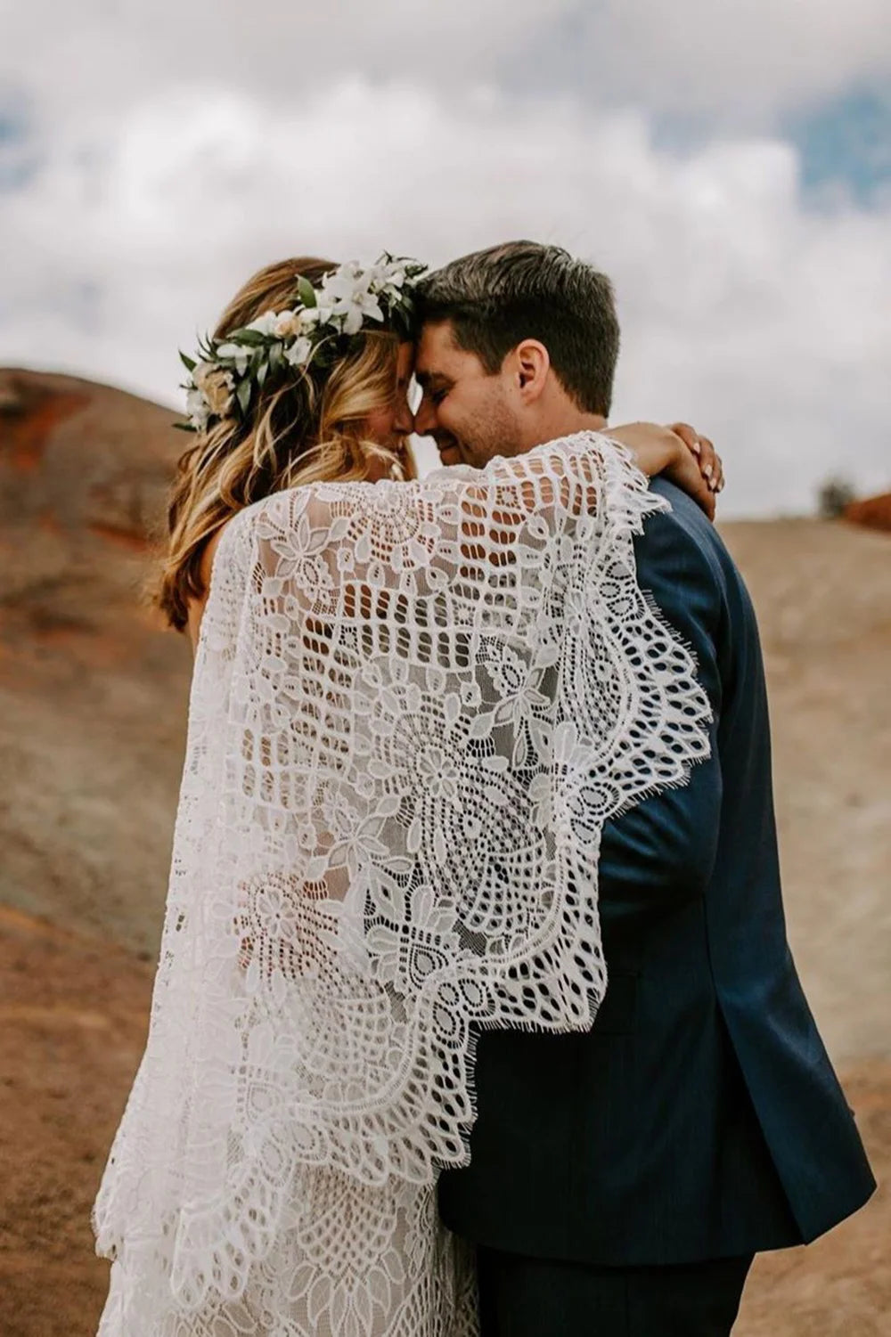 10168#  Real Photos Flare Sleeve Sexy V Neck Open Back Mermaid Bohemian Sweep Train Lace Wedding Dress Bride Gown