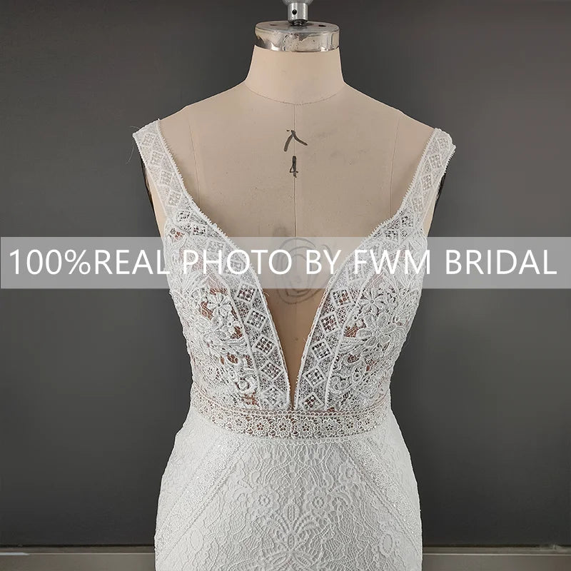 12590# Real Photos V Neck Backless Mermaid Wedding Dress Sleeveless Boho Romatics Lace Bridal Gown for Beach Lawn Wedding
