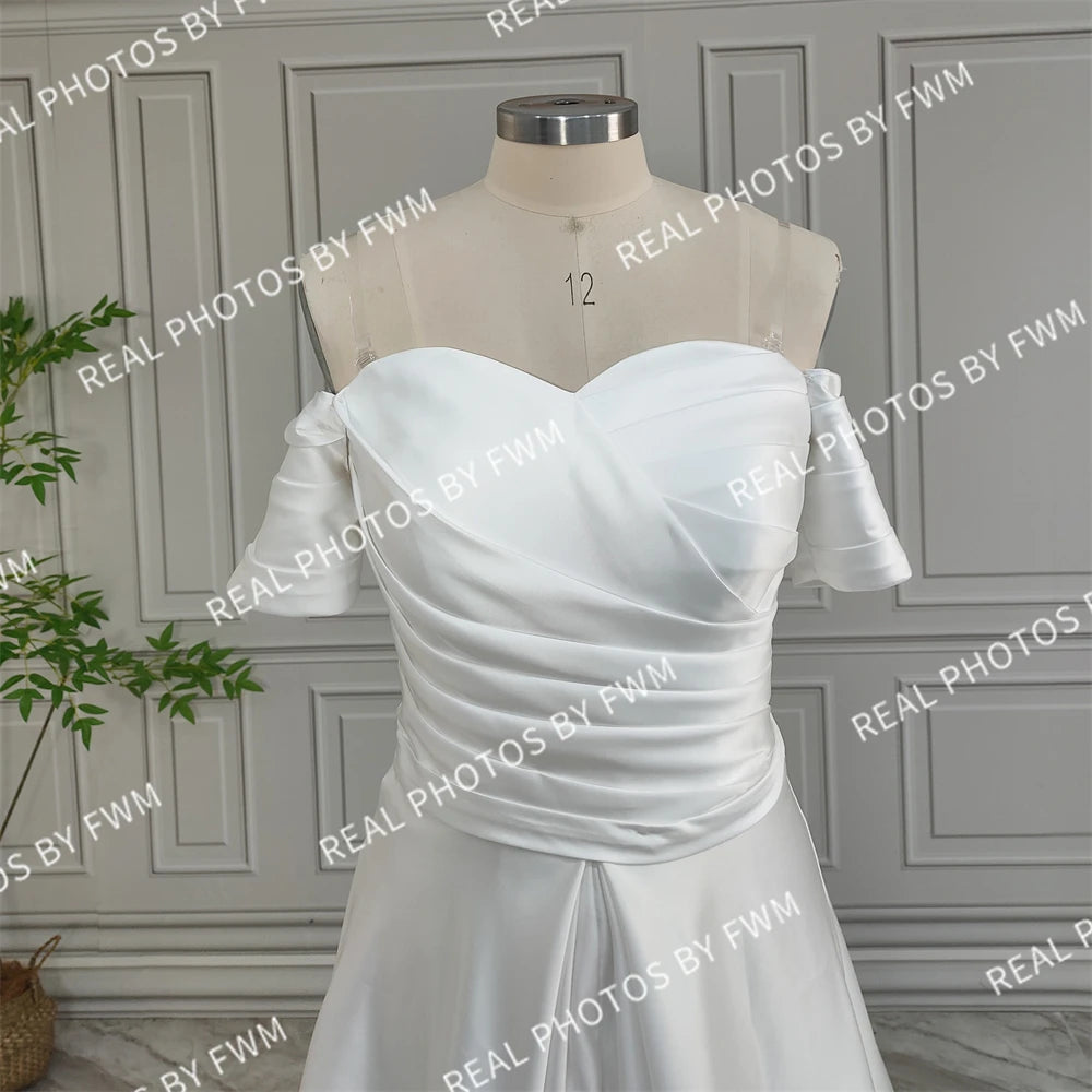 Real Photos High Quality Strapless Pleat Satin A-line Wedding Dress Elegant Side Split Bridal Gown With Detachable Sleeves