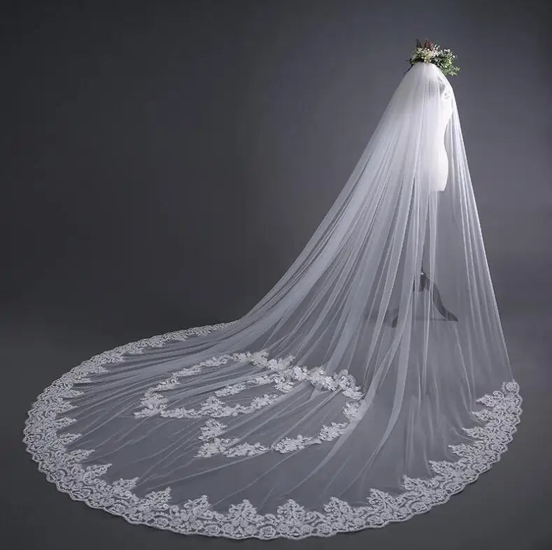 3 Meters Beige Tulle Lace Cathedral Wedding Veil Chapel With Comb Bridal Veil for Wedding Dress