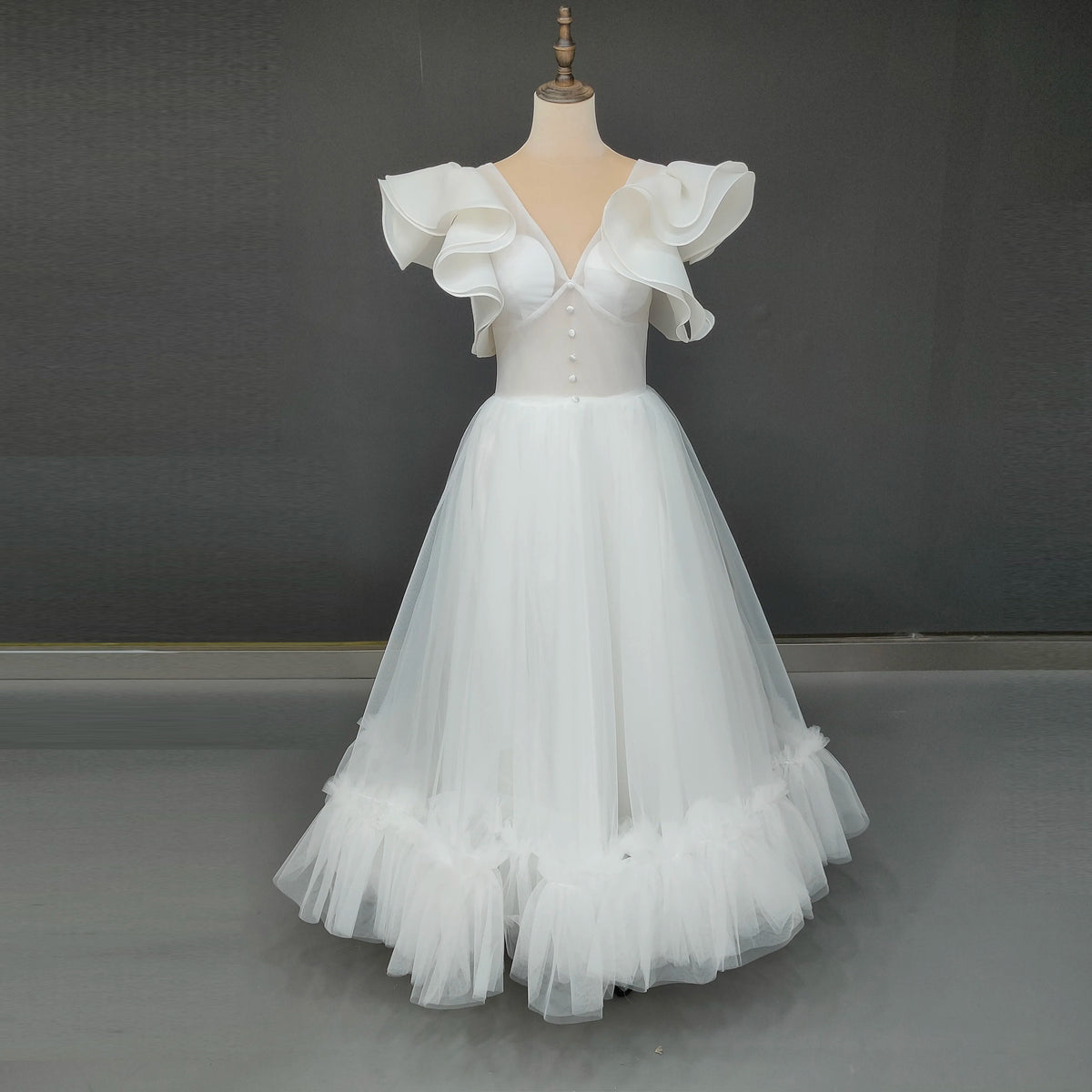 Real Photos Vintage V-Neck Ruffles Sleeves A-Line Wedding Dress Outdoor Pleated Tulle Ankle Length  Bridal Gown for Wedding