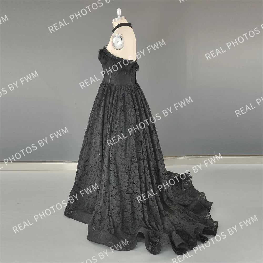 #15358 Real Photos High Quality Black Gothic A-line Feathers Lace Wedding Dress for Women Halter Neck Appliques Bridal Gowns