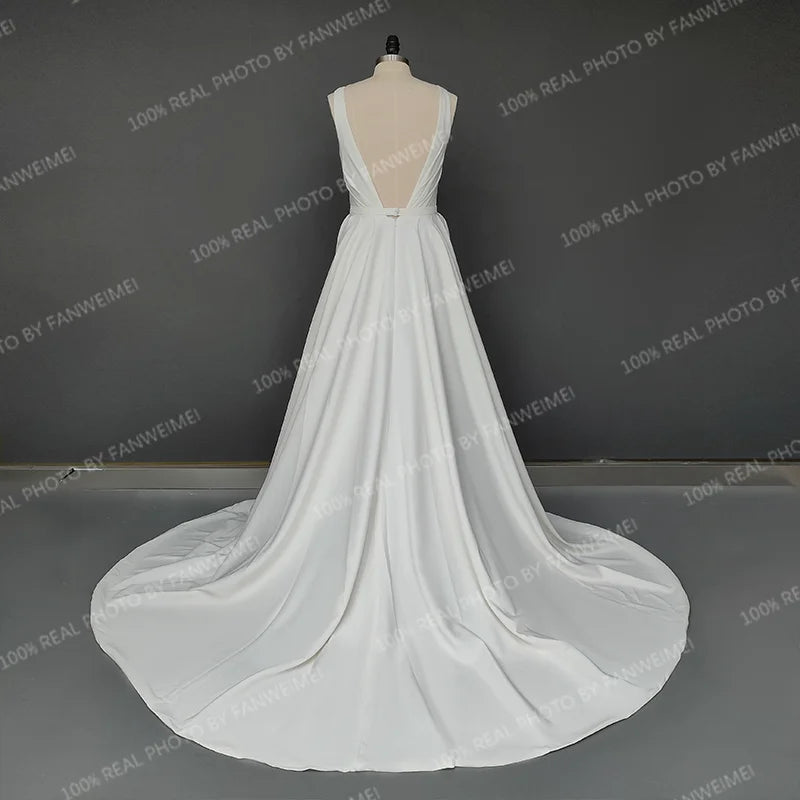 Real Photos Elegant Sleeveless V Neck Wedding Dress for Plus Size Women Simple Sweep Train Satin Bride Gown for Wedding