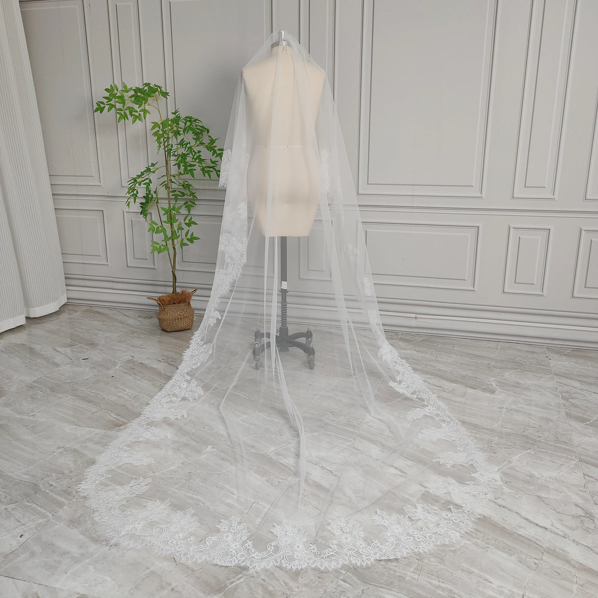 100% Real Photos High Quality Two Layer  Lace Bridal Veil With Comb 220cm Long Wedding Veil Accessories for Wedding