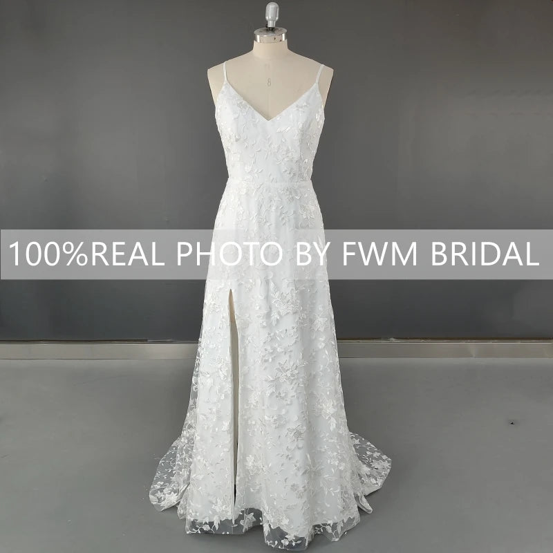 13618# Real Photos Spaghetti Straps V-Neck Sleeveless Boho Lace Backless A-Line Split Wedding Dress Bride Gown for Engagement