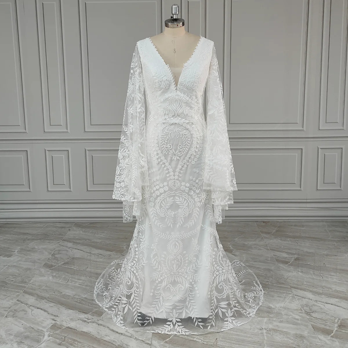 Real Photos High Quality Bohemian Flare Sleeves V-Neck Open Back Lace Wedding Dress Elegant Women Bride Dress for Wedding