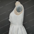 Real Photos Elegant Sleeveless V Neck Wedding Dress for Plus Size Women Simple Sweep Train Satin Bride Gown for Wedding
