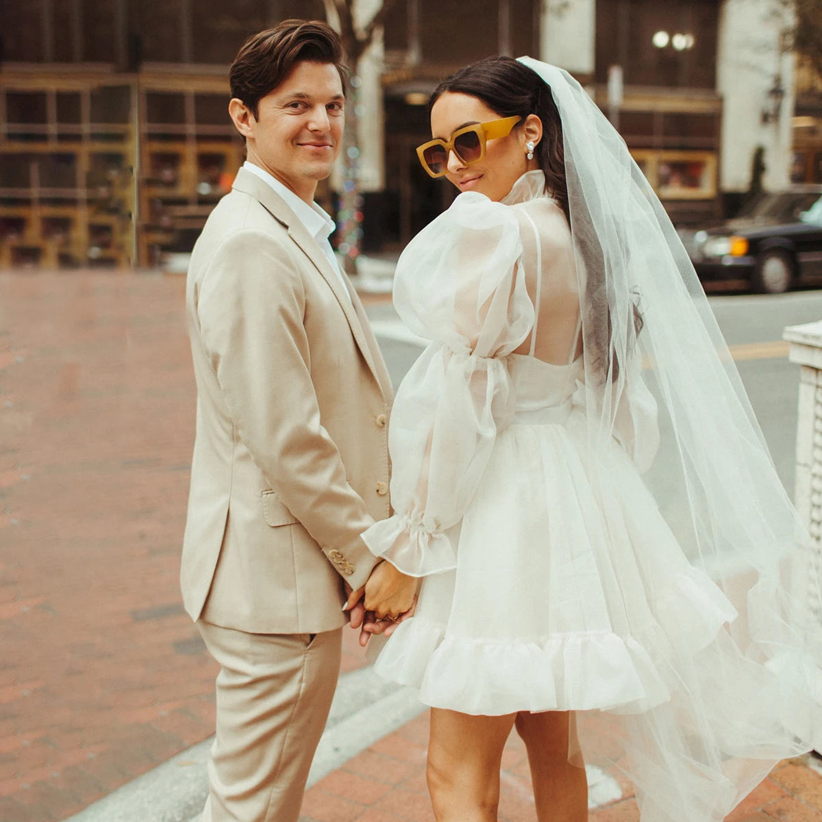 8292# New Real Photo Puff Sleeves Ruffle Organza Neck Chiffon Beach Illusion Lace Above Knee Length Wedding Dress Mini Ball Gown