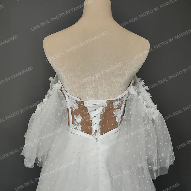 Real Photos Elegant Off Shoulder Sweetheart Dotted Mesh Lace Wedding Dress Backless Appliques Bridal Gown for Women