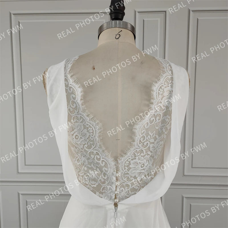 Real Photos Chiffon A-Line Sleeveless Lace V Neck Bohemian Wedding Dress Open Back Rustic Bridal Gown for Women