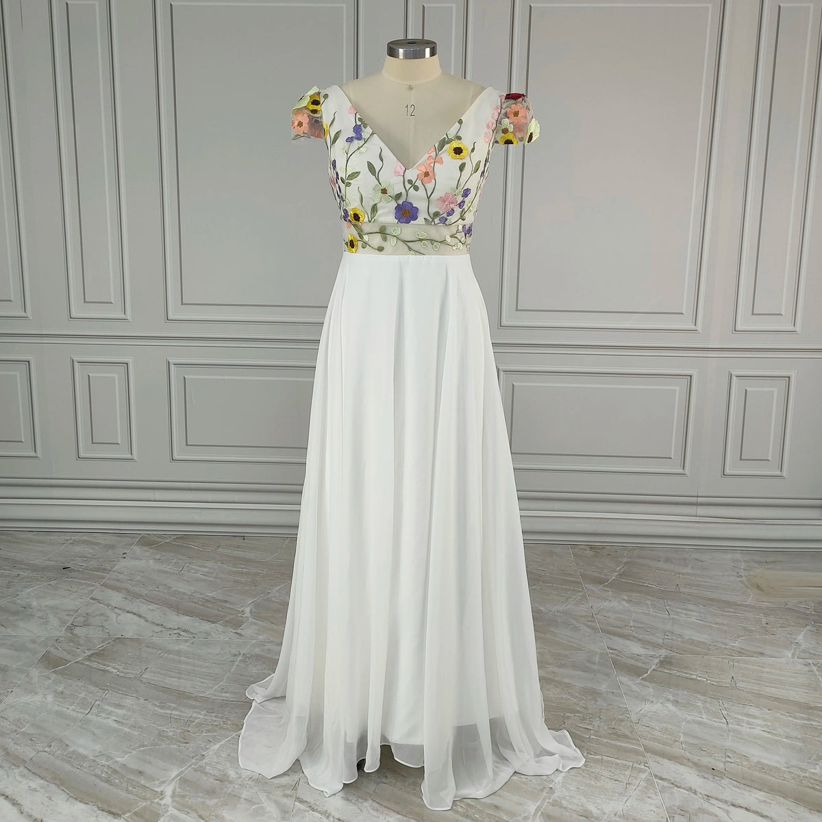 10808# Real Photos Pastrol Cap Sleeves V-Neck Floral Appliques A-line Chiffon Wedding Dress for Women Backless Bridal Gown