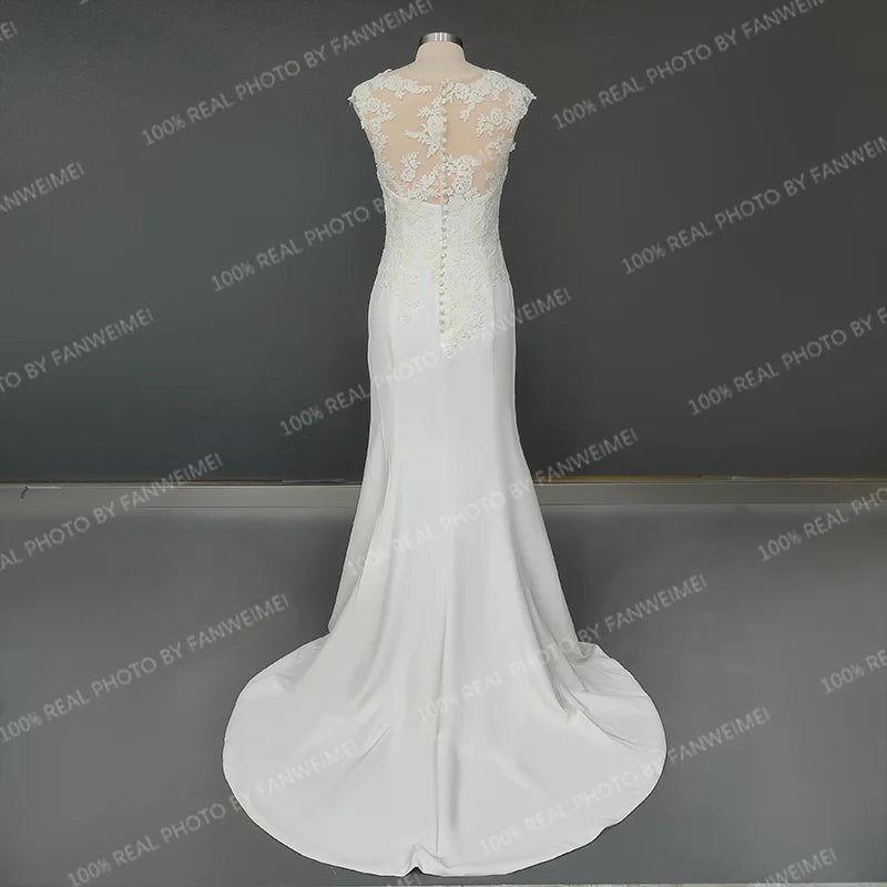 100% Real Photos Classic Mermaid Appliques Illusion Lace Wedding Dress Sleeveless Bride Gown With Button Factory Price