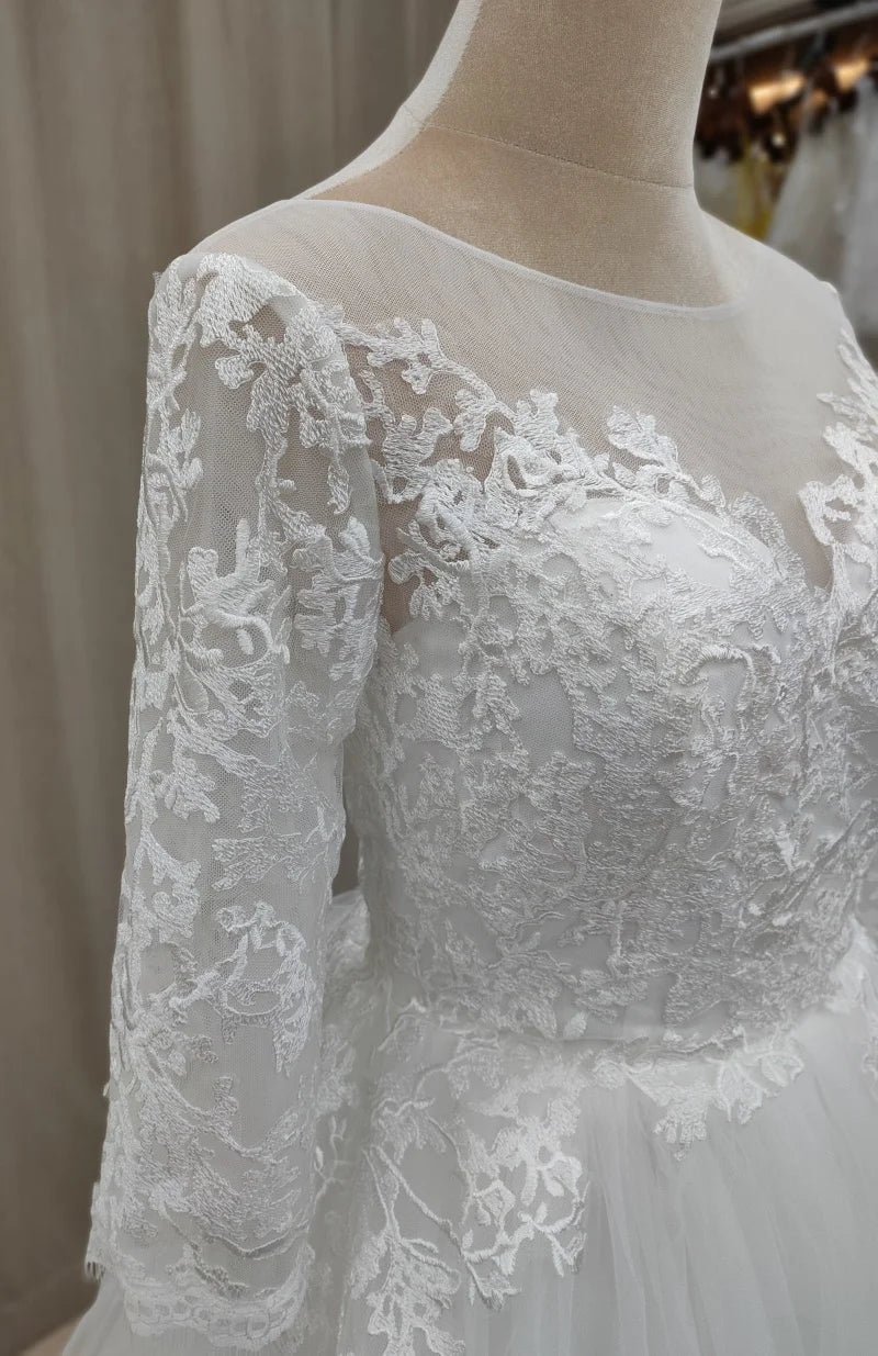 #3143 Real Photos  Special Design 3/4 Long  Sleeve Lace Ivory Lace-up O-Neck Floor Length Bridal Gown Wedding Dress