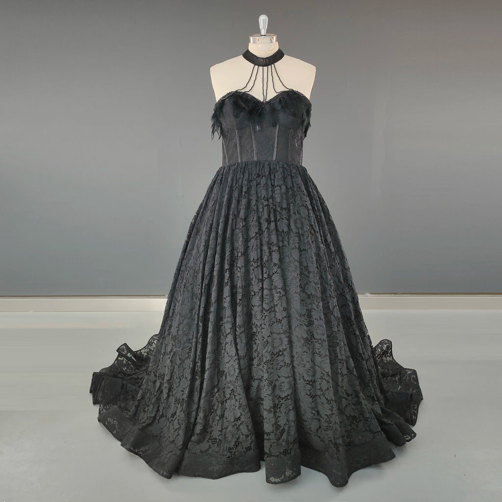 #15358 Real Photos High Quality Black Gothic A-line Feathers Lace Wedding Dress for Women Halter Neck Appliques Bridal Gowns