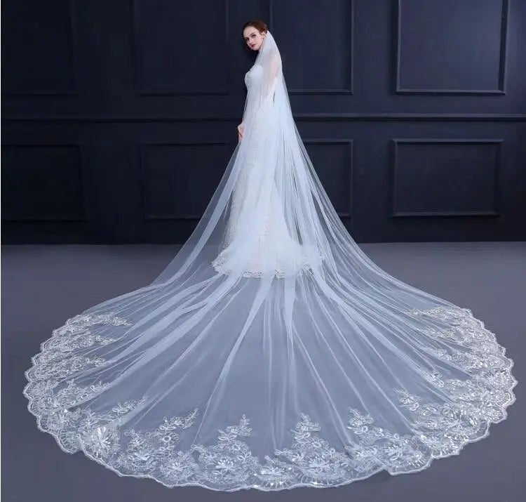 3.8*3  Meter White One Layer Lace Long Bridal Veil Comb